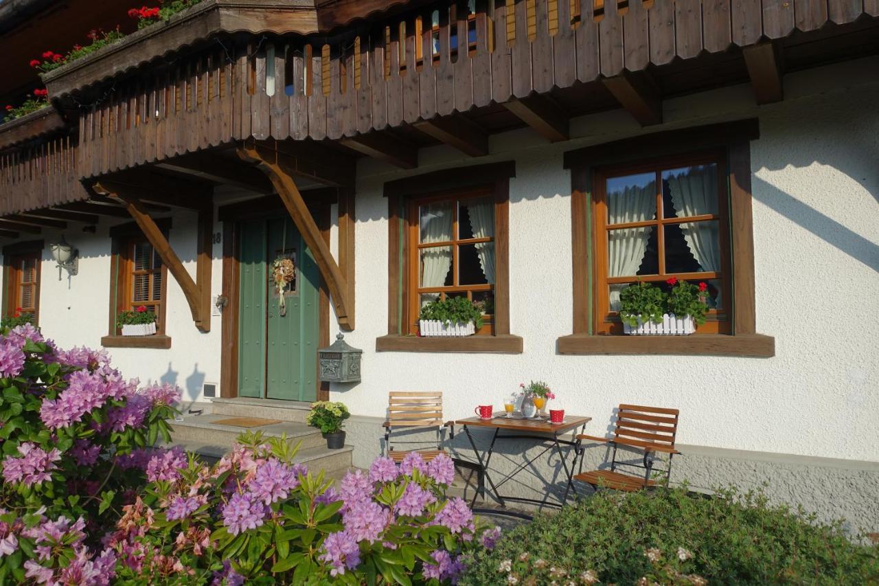 Hollhouse - Bed & Breakfast Hinterzarten Eksteriør bilde